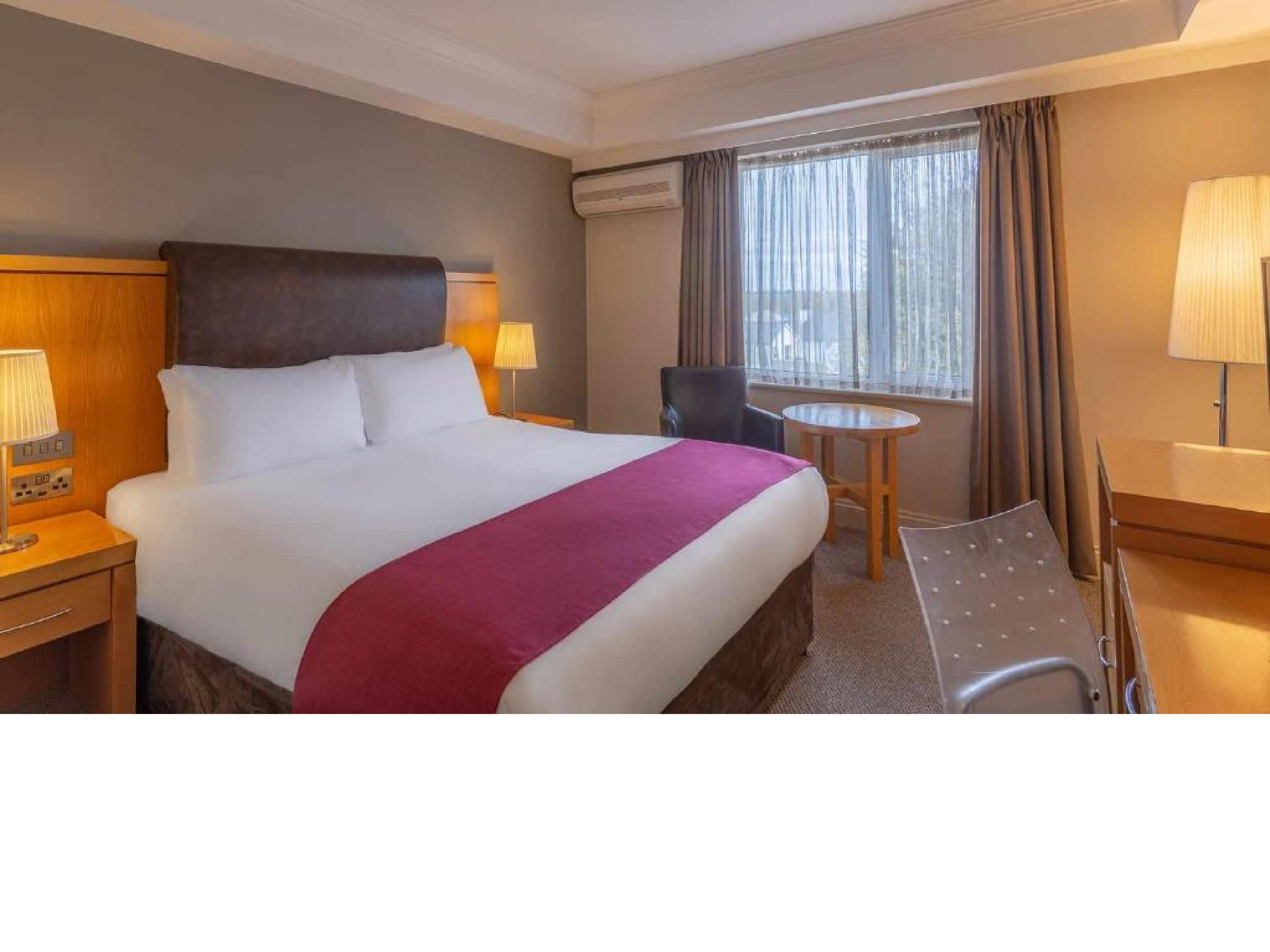 Prince Of Wales Hotel Athlone Buitenkant foto