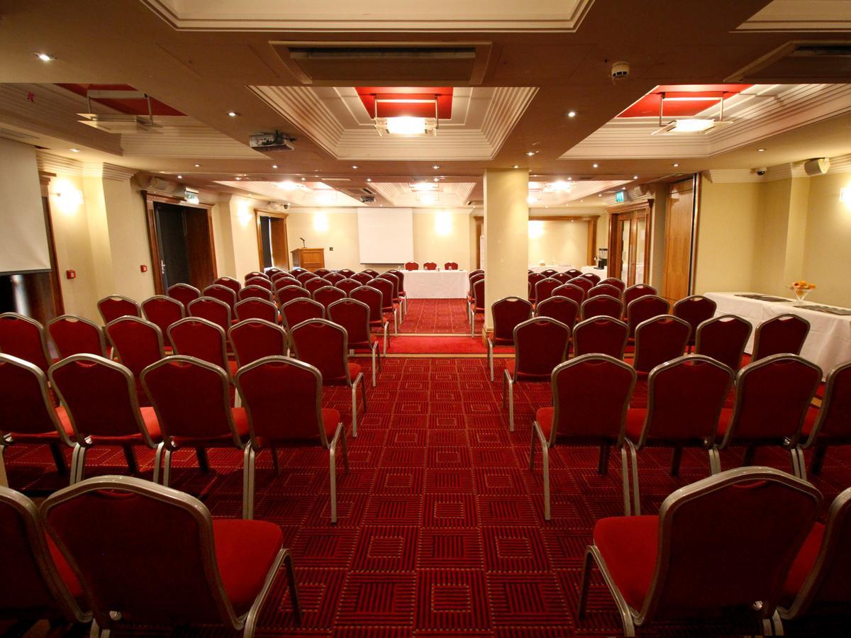 Prince Of Wales Hotel Athlone Buitenkant foto