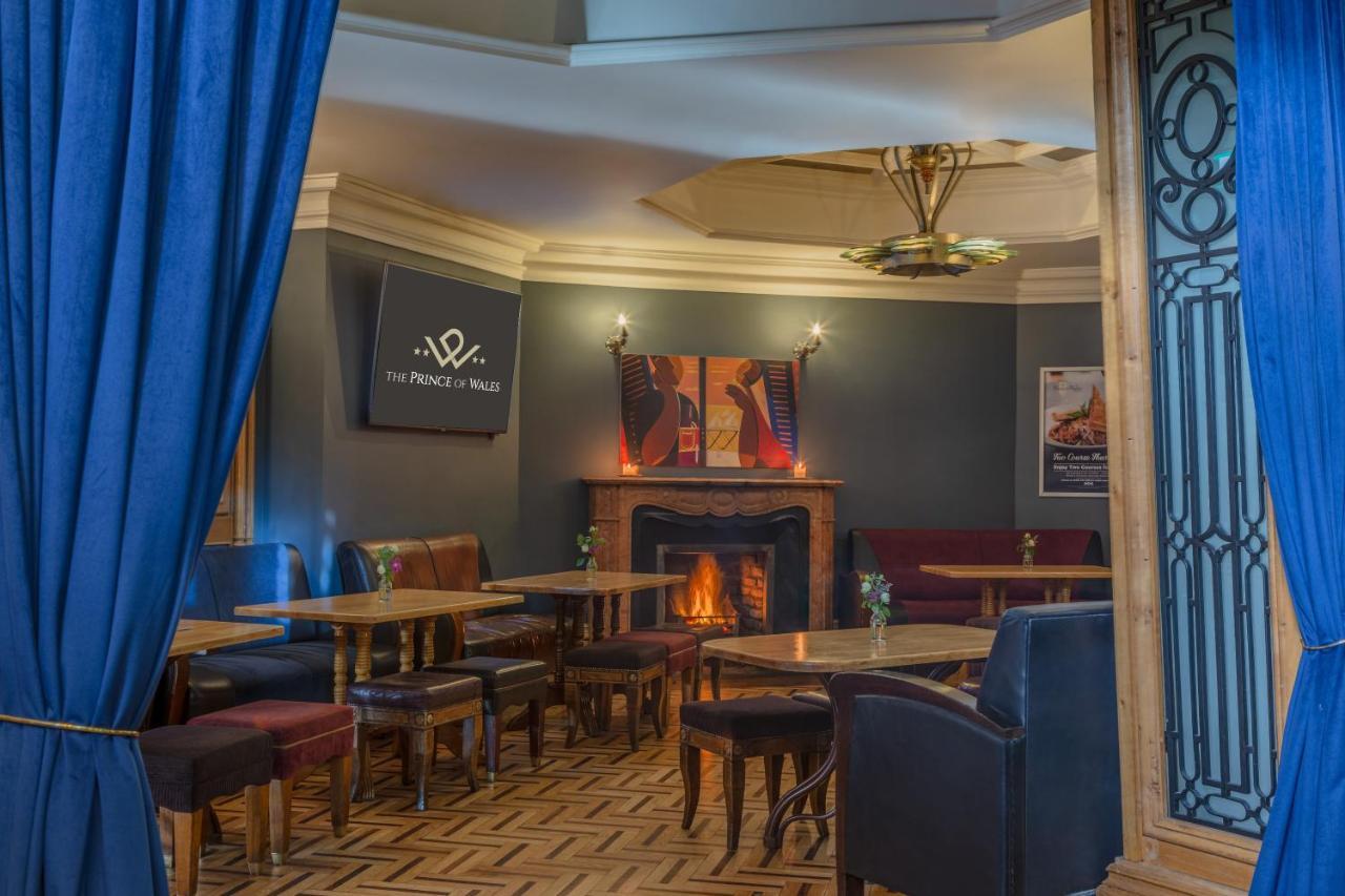 Prince Of Wales Hotel Athlone Buitenkant foto